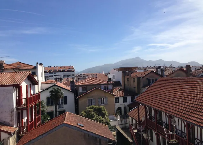 Appt 5Pers Centre St Jean De Luz - Calme - Grande Plage A 2Mn - Balcon